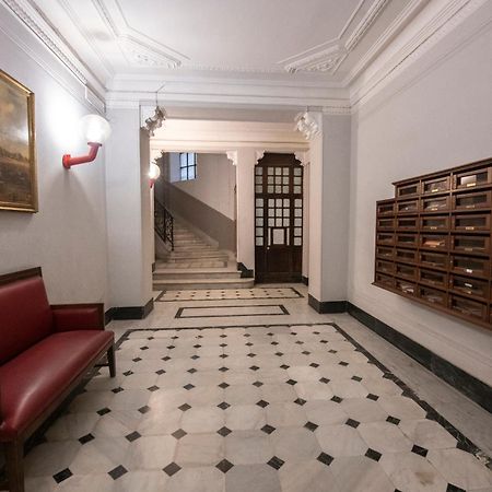 227 - Largo Zecca Luxury Apartment - Nel Cuore Del Centro Di Genova Exteriör bild