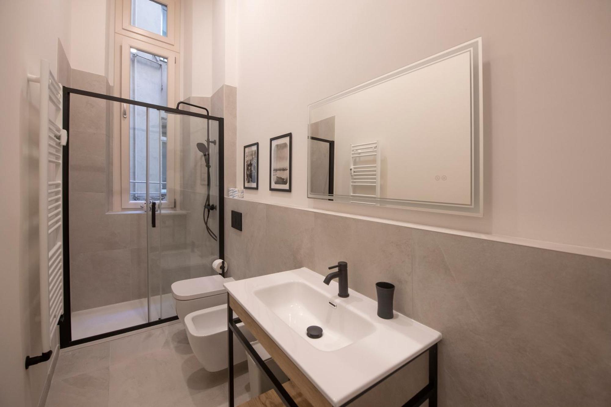 227 - Largo Zecca Luxury Apartment - Nel Cuore Del Centro Di Genova Exteriör bild